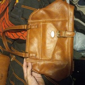 Like New Born Concepts vegan leather shoulder bag